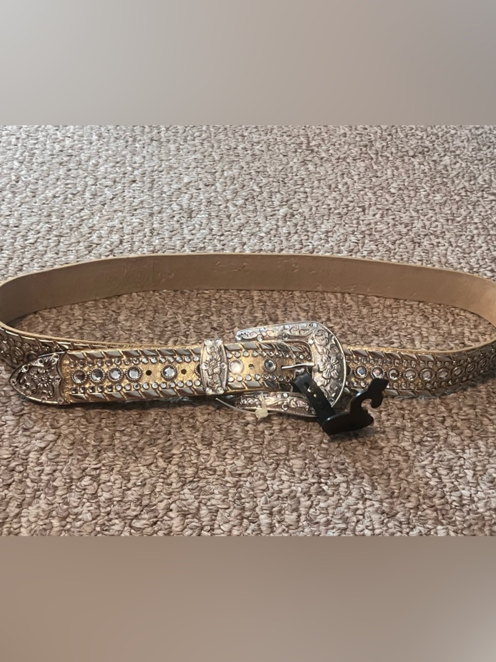 Embellished Gold Western-Inspired Women’s Leather belt 36-41”, NWT